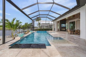 Luxury and Opulence - Gulf Access, Heated Pool & Spa, Custom Outdoor Kitchen - Villa Sunseeker